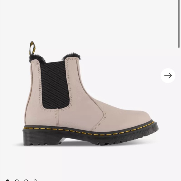 Dr Martens leather Chelsea boots - Picture 2 of 7